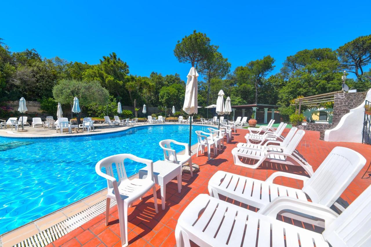 Hotel Pineta Ischia Exterior foto